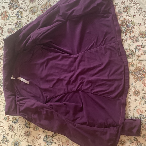 Lululemon jacket - Picture 6 of 17